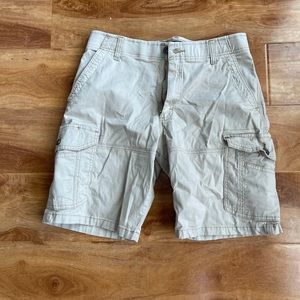 Lee Cargo Shorts Khakis Size 32 USED